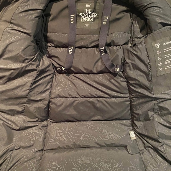 Aritzia TNA Powder Parka XS - Picture 6 of 7